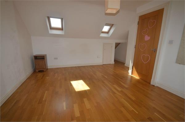 Downhurst Avenue, Mill Hill